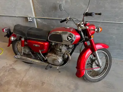 1972 Honda CD175 in OE Condition, not running but have not tried, might be much to get it going, All...