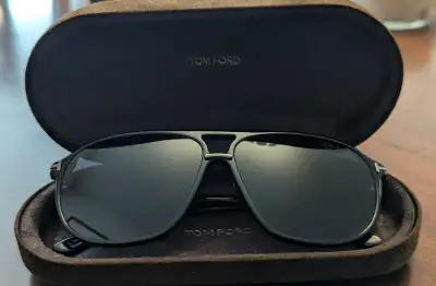 Tom Ford "Bruce" men's designer sunglasses *NEVER WORN* Made in, View more