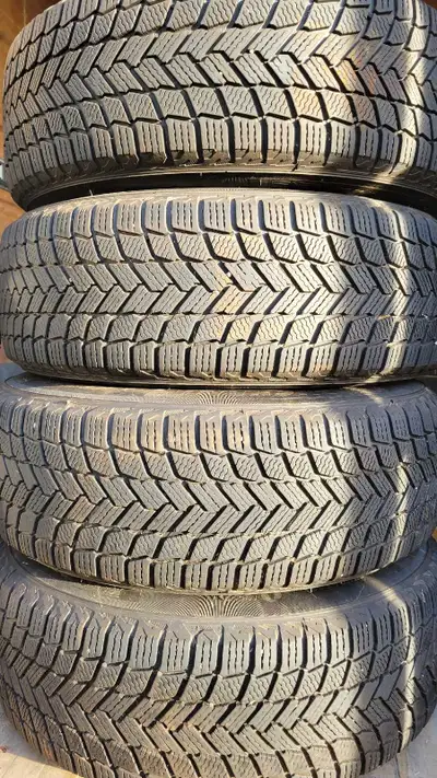 Michelin winter tires, 235 65r18 Off a toyota highlander 2018 Buyer responsible for checking fitment...