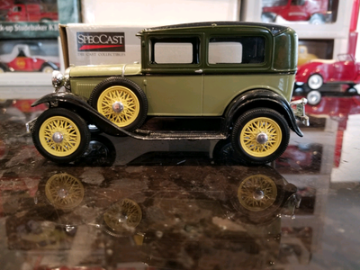 1:24 Diecast SpecCast Ford Model A Sedan Green, View more