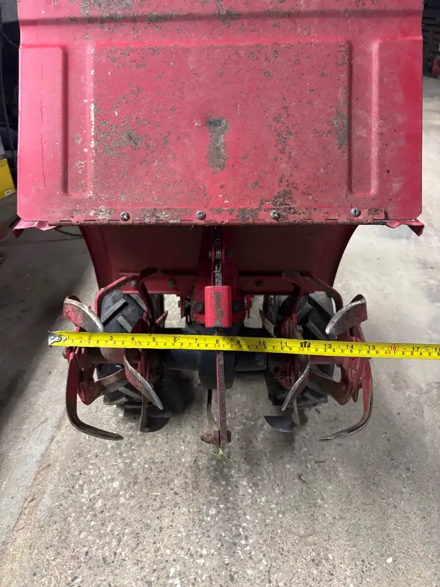 Rotoculteur Troy Built Super Bronco in Other in Granby - Image 4