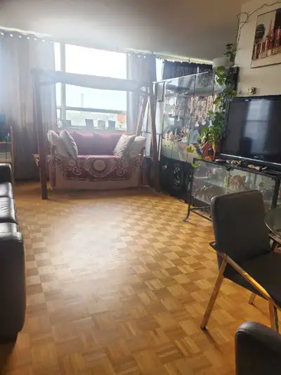 Room for rent Eglinton and Don Mills