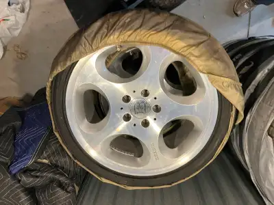 Set of 4 VW 15” wheels with Pirelli winter tires 195/65-15. It was only used for one winter when the...