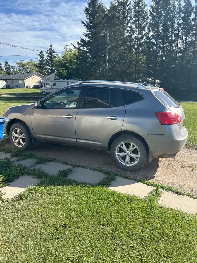 2010 Nissan Rogue sl