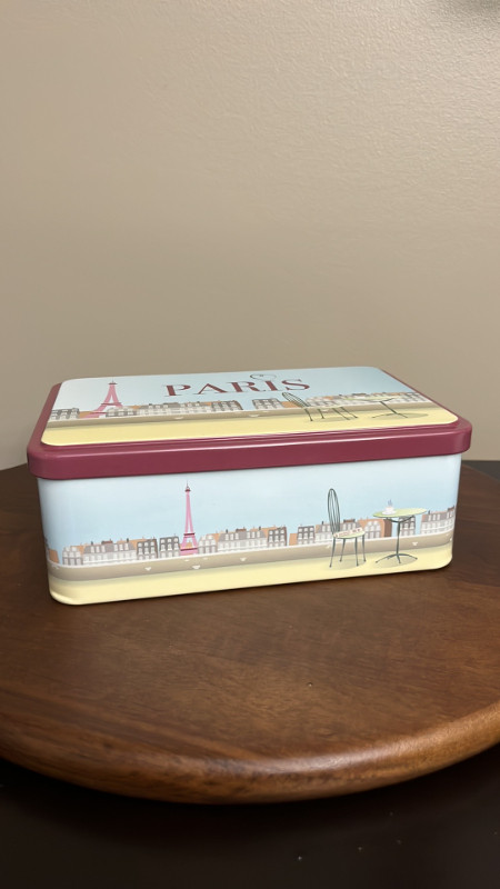Lot of 3 Paris Decorated Tins by Massilly France - 7.25" x 5.25" in Arts & Collectibles in Mississauga / Peel Region - Image 4