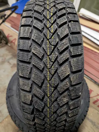 Get ready for winter with these four brand new Snow Leopard winter tires, size 205/65R15 94T! These...