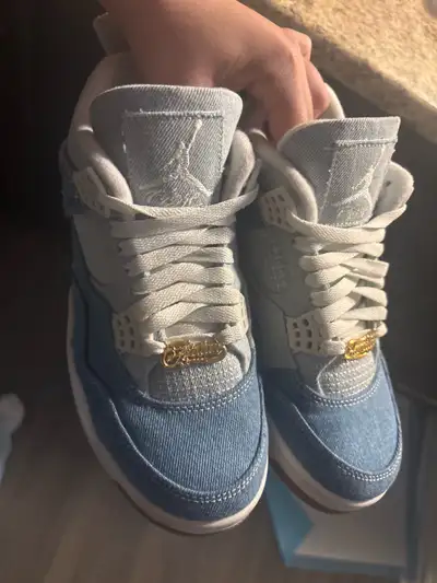 Jordan 4 Retro, View more