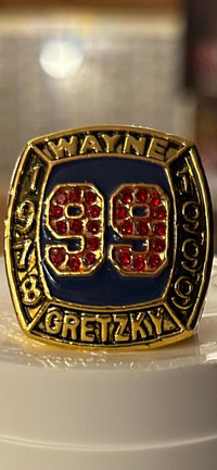 Wayne Gretzky CAREER MEMORY RING 99 Oilers Rangers Showcase 304