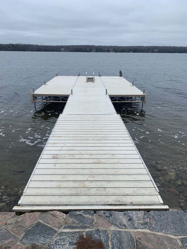 Looking for a labourer to help with dock installations  in General Labour in Trenton - Image 4