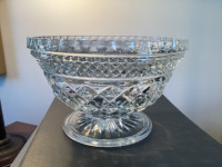 “Anchor Hocking” Wexford Pattern Pressed Glass Pedestal Bowl