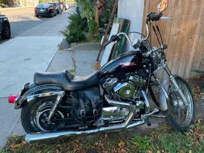 XL1200 Harley Sportster: *Reduced Price* And only available for another 10 days until she goes to st...