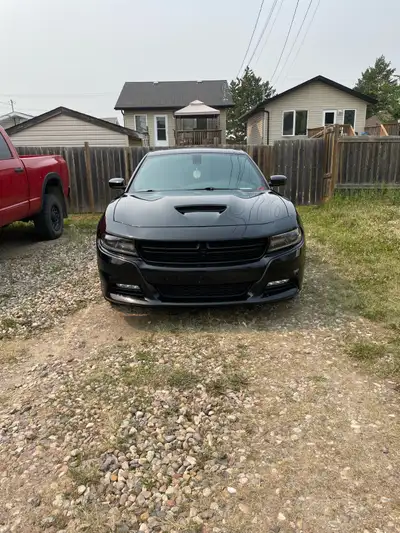 SASK!! Plated Open to offers 3.6L V6 regular services done, fully loaded leather ac,heated seats sun...