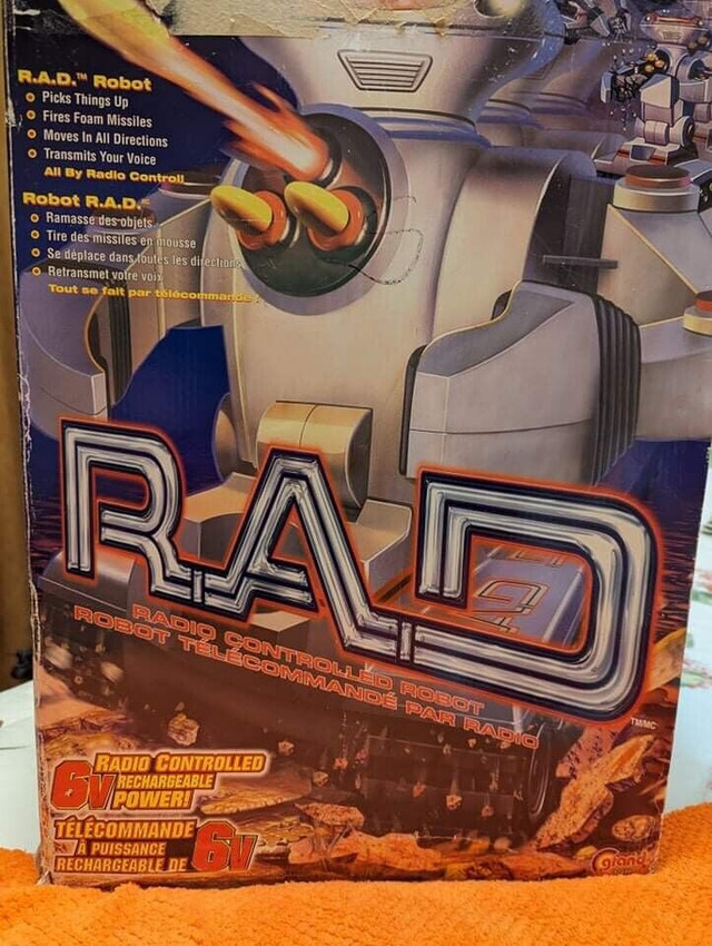RAD Toymax Radio Controlled Robot $100 in Toys & Games in Trenton - Image 4