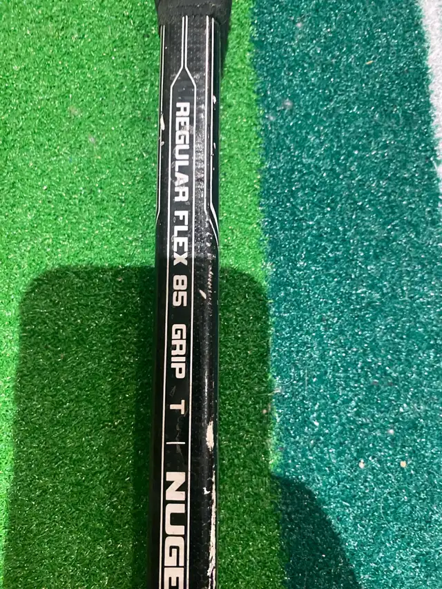 Left Handed Hockey stick CCM RBZ Custom 01 Nugent-Hopkins 64” in Hockey in Hamilton - Image 6