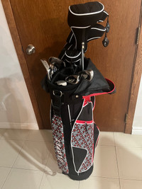 Left handed Golf set 11 clubs and bag ( WOMEN) 
