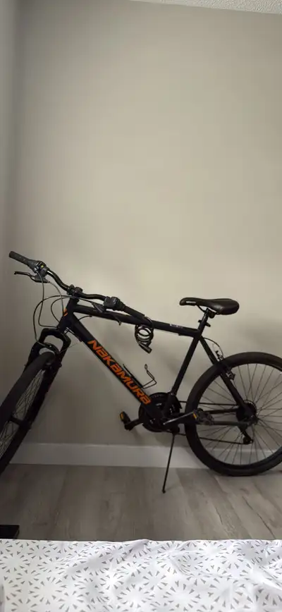 Hi. Im selling this bike due to that i want to get rid of it because it takes a lot of space at home...
