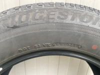 Bridgestone 235/65 R18 all season