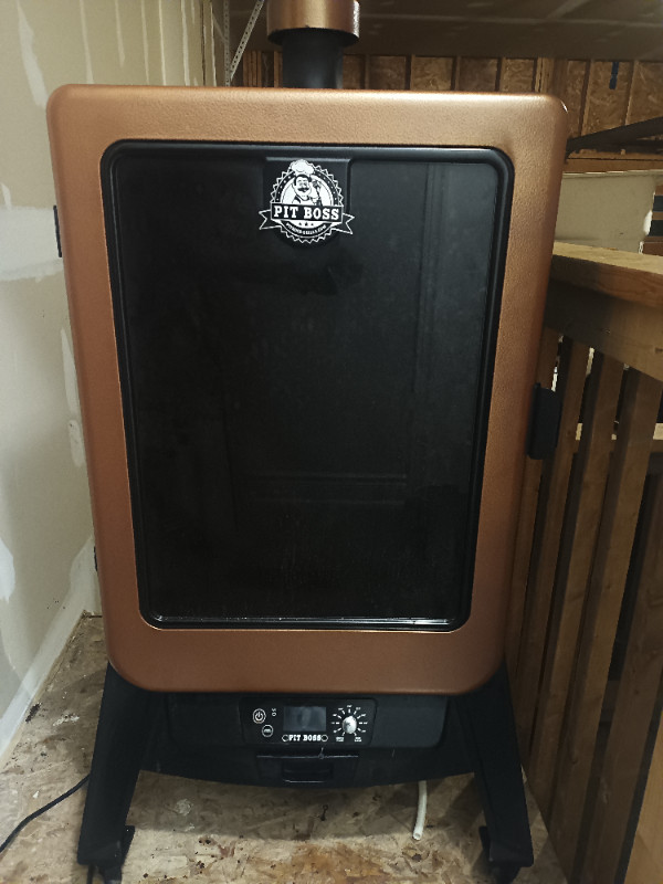 Pit Boss Series 5 pellet smoker $650 in Stoves, Ovens & Ranges in Barrie - Image 2