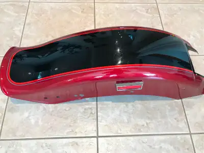 FXSTC HARLEY DAVIDSON SOFTAIL REAR FENDER 2ND GEN EVO LASER RED AND BLACK EXCELLENT CONDITION ONE SM...
