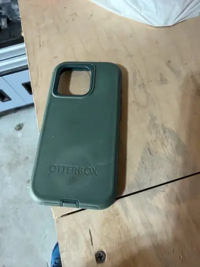 iPhone 15 Pro Otterbox Defender Case $15, View more