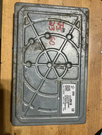 This is the ECM/ECU you need to program your 19-21 Silverado or Sierra with HP tuners. Part number 1...