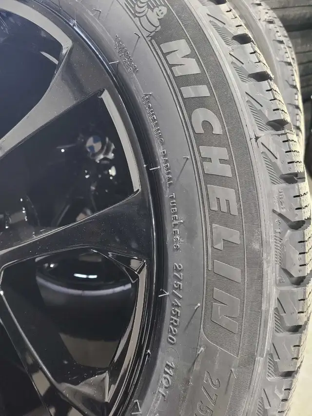BMW X5 BMW X6 Original winter set  in Tires & Rims in Mississauga / Peel Region - Image 6