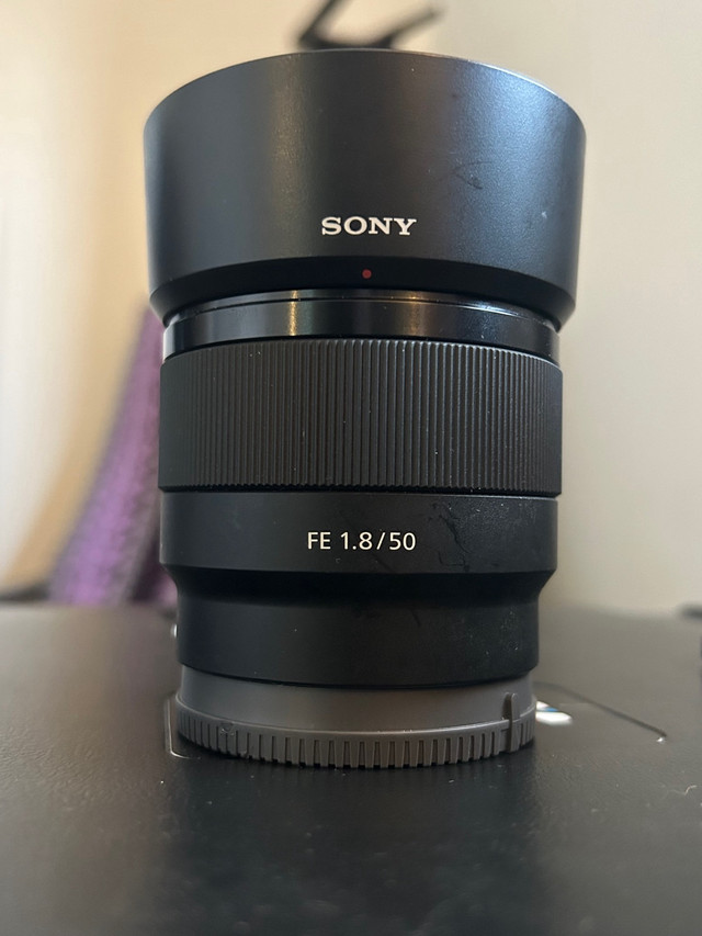 Sony SEL 50 mm f/1.8 lens in Cameras & Camcorders in Calgary
