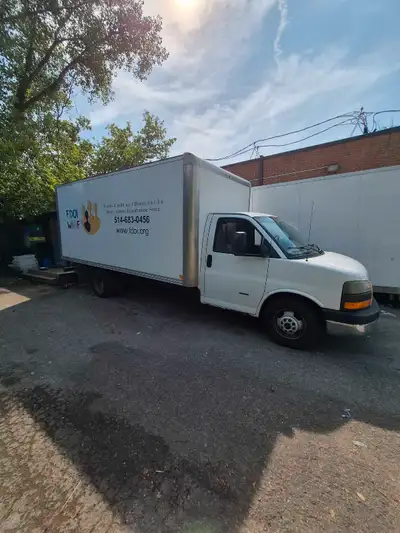 For Sale: 2012 GMC Savana Food Bank Truck – Fair Condition – Reliable Workhorse Price: 10990 negotia...