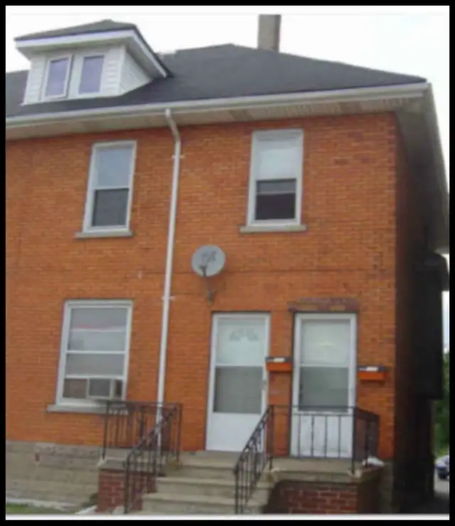 3 BEDROOM- ALL INCLUSIVE … (Students or business professionals)