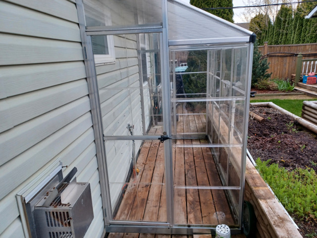 Canopia by Palram Lean-To Greenhouse 4' x 8' in Other in Comox / Courtenay / Cumberland