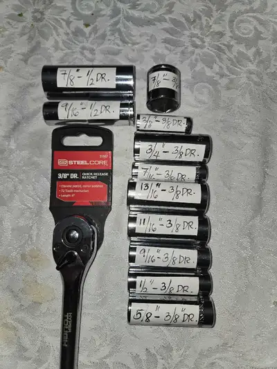 This Mastercraft set includes a 3/8" drive quick release ratchet (Brandnew)and 10 deep sockets,used...