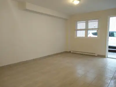 Very nice units in a very clean and quiet building! - Some Unit on the Ground Floor, Ideal for Senio...