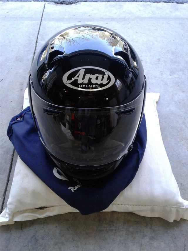 Arai motorcycle helmet in Motorcycle Parts & Accessories in Napanee