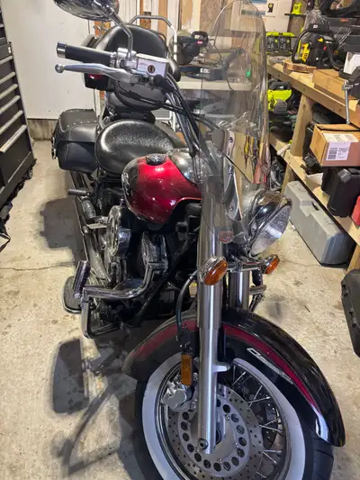 I'm selling my used 2002 Yamaha V-Star, a reliable and stylish cruiser with 14,163 kilometers on the...