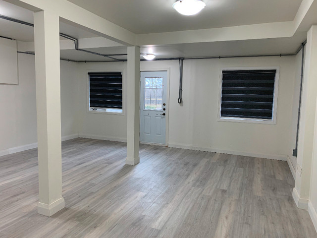 Large Room for RENT in Room Rentals & Roommates in Guelph