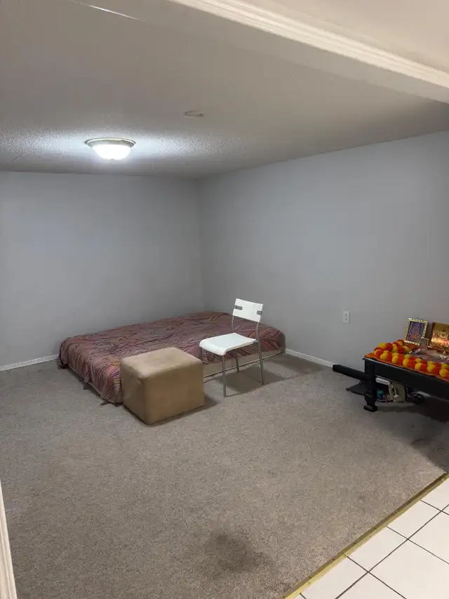 room for rent in Room Rentals & Roommates in City of Toronto - Image 9