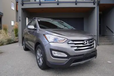 2014 Hyundai Santa Fe Sport 2.0 Turbo AWD – 155,000 km – Fully Serviced & Ready to Drive. Immaculate...