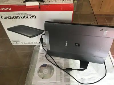 Canon CanoScan LiDE210 Scanner, View more