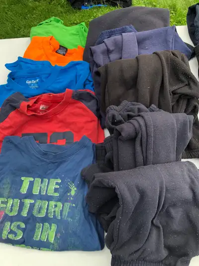 Youth large and adult small clothing Pick up near Wooler/Frankford