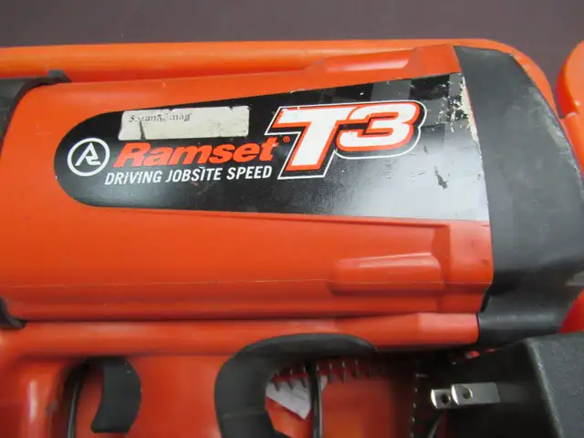 Ramset T3 drywall track gun  500 firm in Power Tools in Oakville / Halton Region - Image 2