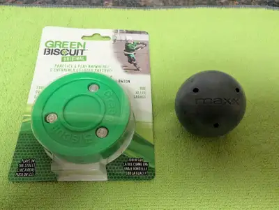 Hockey Training Set: Weighted Training Ball & Green Biscuit, View more