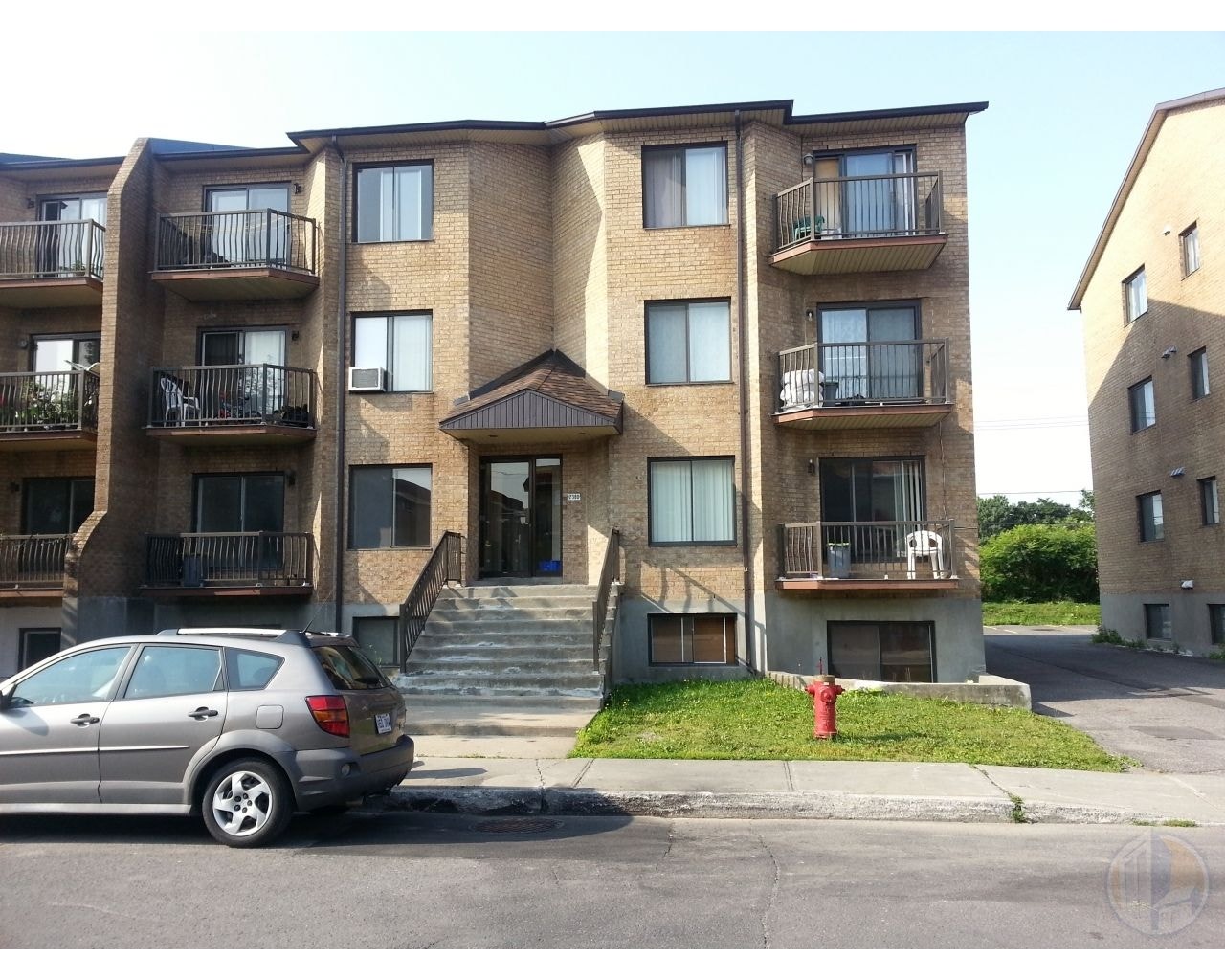 2360 Rue Alice Nolin — photo 1