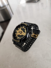 G-SHOCK MEN'S WATCH - Black and Gold - Mint