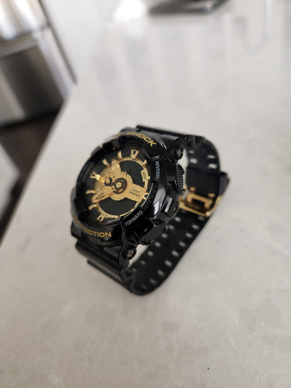 G-SHOCK MEN'S WATCH - Black and Gold - Mint in Jewellery & Watches in Ottawa