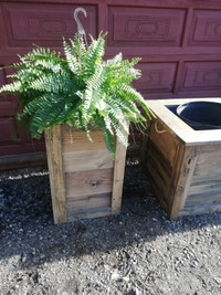 Planter boxes set