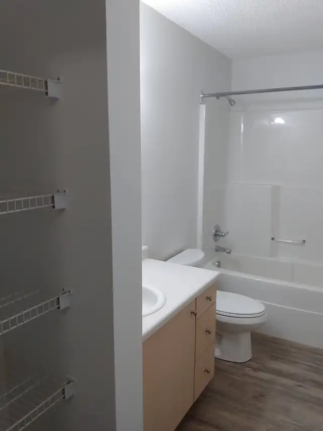 2bdrm for rent Sherwood Park in Long Term Rentals in Strathcona County - Image 10
