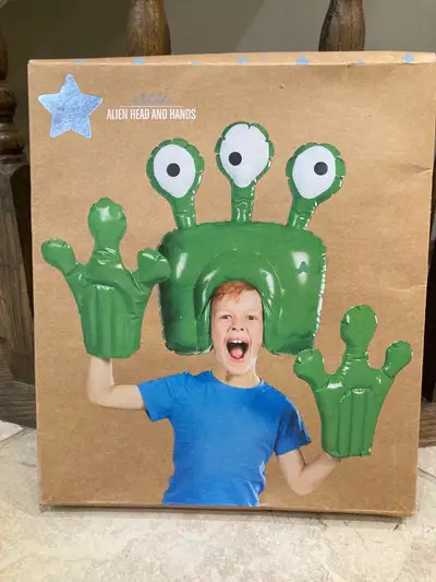 Costume (accessories) - Alien, View more