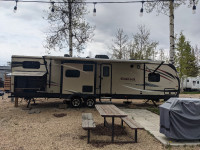 2016 Keystone Outback Super-Lite 325BH - Financing Available