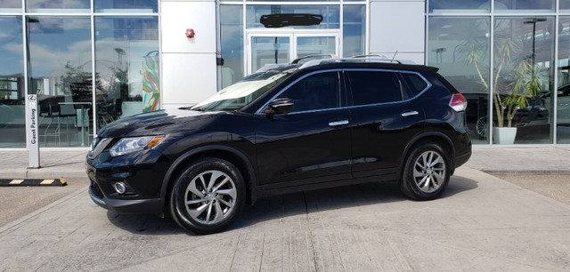 2014 Nissan Rogue SL _ ACCIDENT FREE _2ND OWNER in Cars & Trucks in Calgary