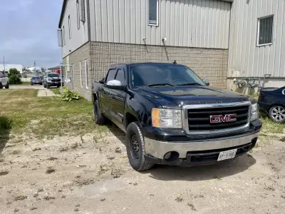 Selling my truck still registered and insured under my name. It’s not showroom-perfect, but it's a d...